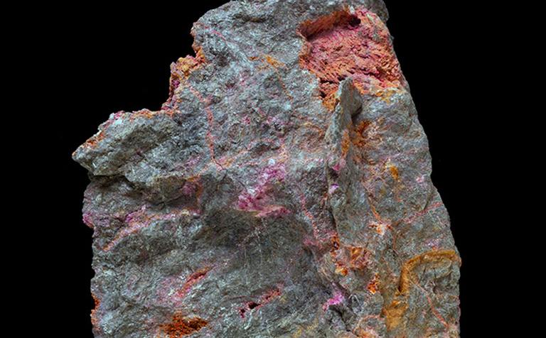 Erythrite mineral